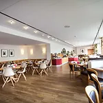 Deutscher Hof Hotel 3*