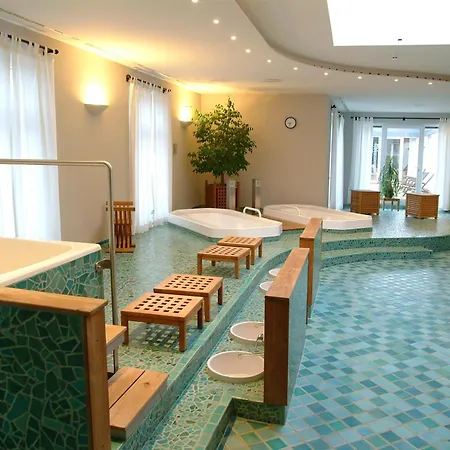 Hotel Deutscher Hof *