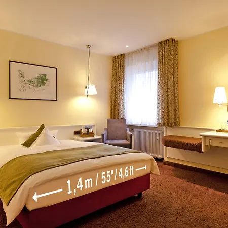 מלון Deutscher Hof טרייר