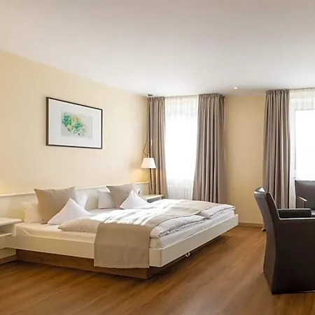 Deutscher Hof Hotel 3*