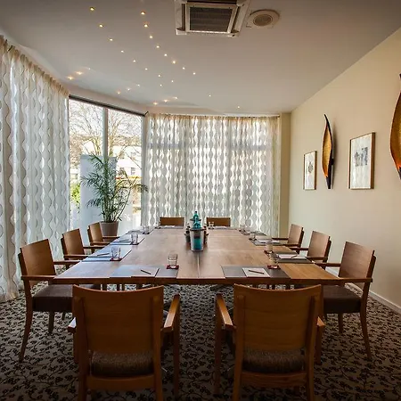 Deutscher Hof Hotel *
