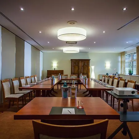 Deutscher Hof Hotel *