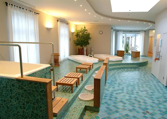 Hotel Deutscher Hof 3*